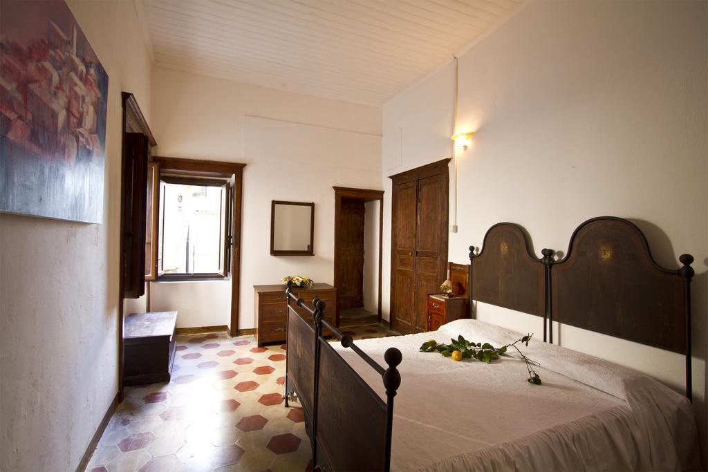 B & B Stillachiara Badolato Marina Екстер'єр фото